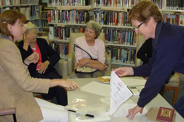 Click to stop on this photo